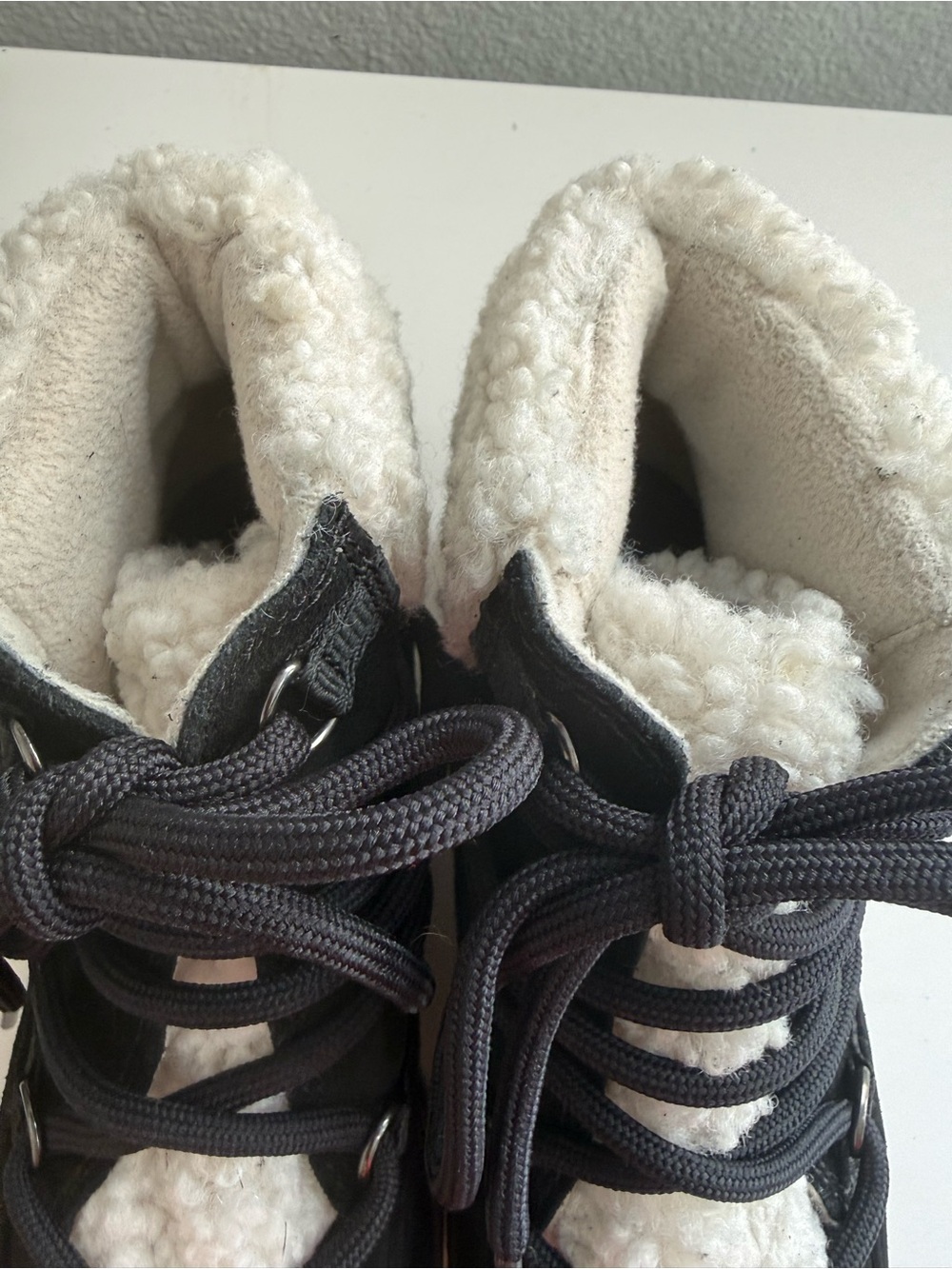 Sorel Harlow lace cozy women size 6 Black Ankle Winter Boots with White - Picture 3 of 8